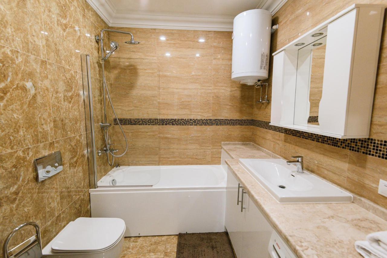 شقة Luxury For Business & Pleasure Royal 2 كييف المظهر الخارجي الصورة