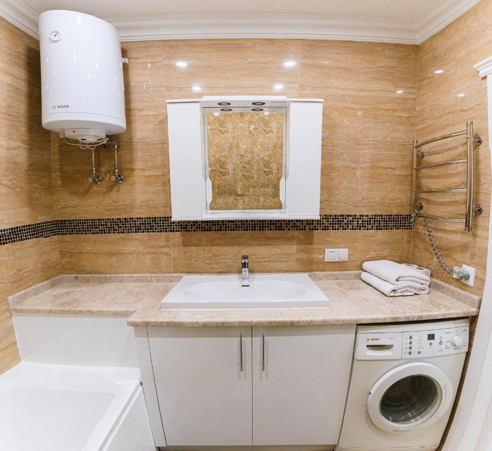 شقة Luxury For Business & Pleasure Royal 2 كييف المظهر الخارجي الصورة