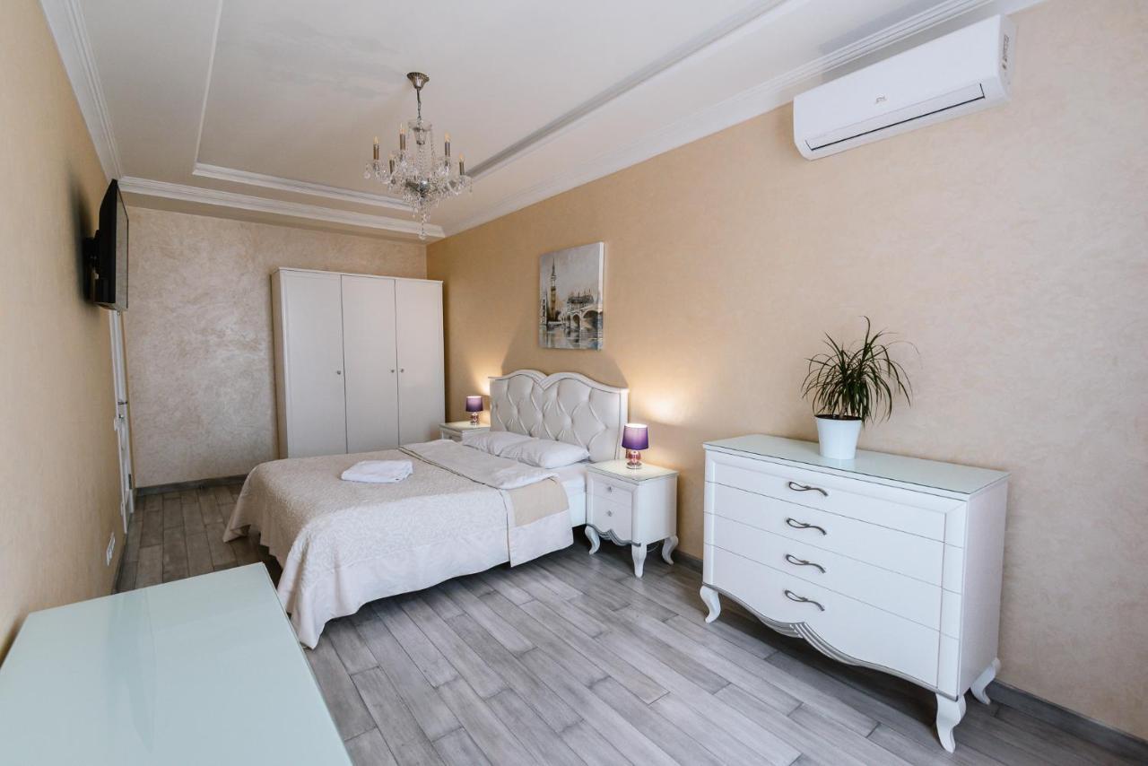 شقة Luxury For Business & Pleasure Royal 2 كييف المظهر الخارجي الصورة